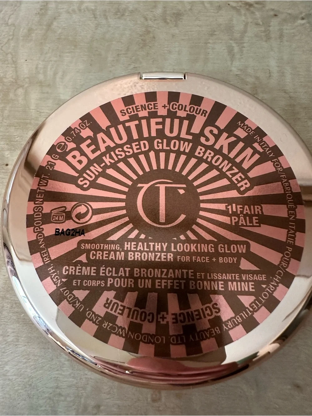 Charlotte Tilbury Sun-Kissed Glow Cream Bronzer Compact in 1 Fair Pale